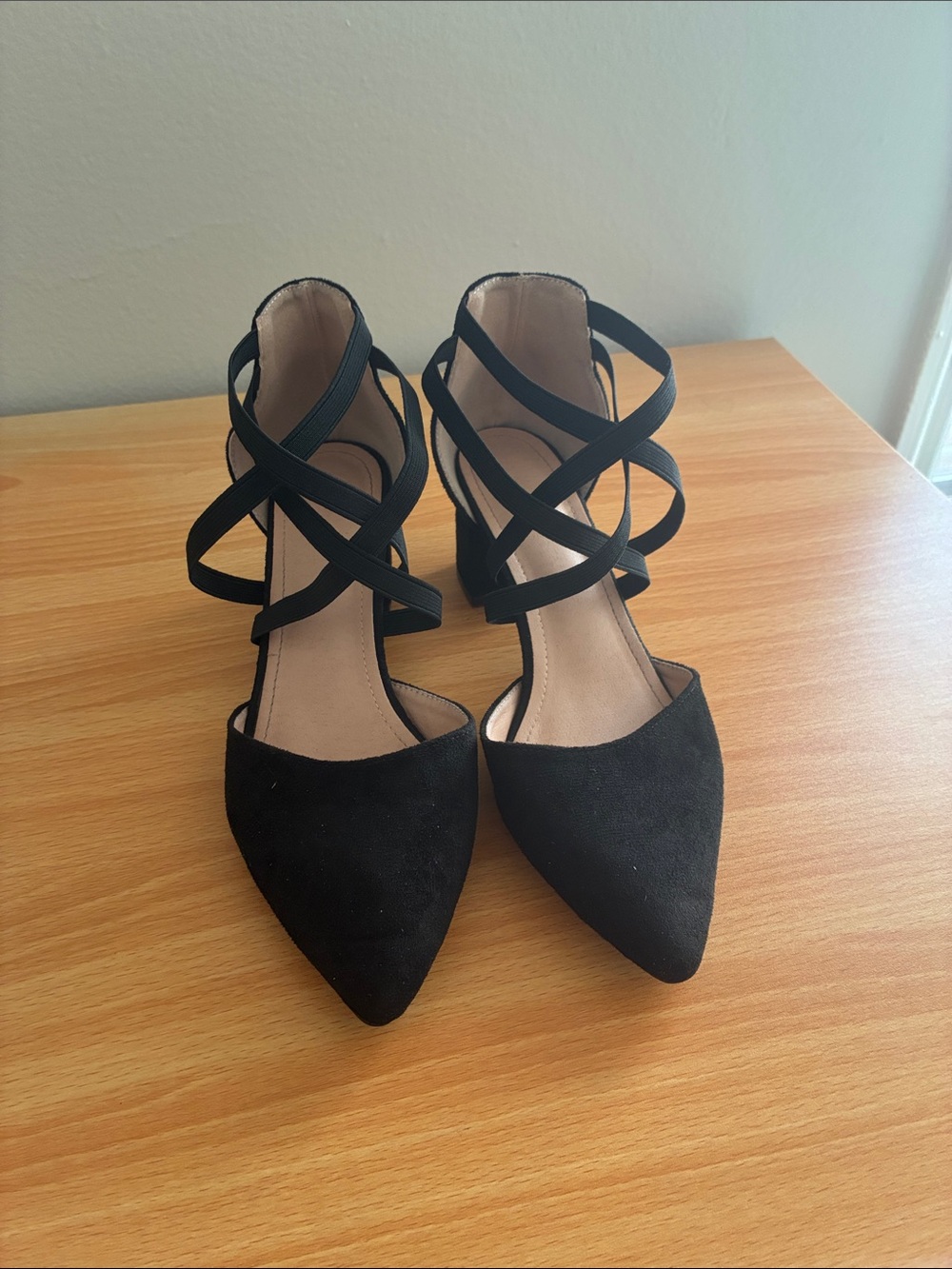 Black Strappy Pointed Toe Women’s heels
